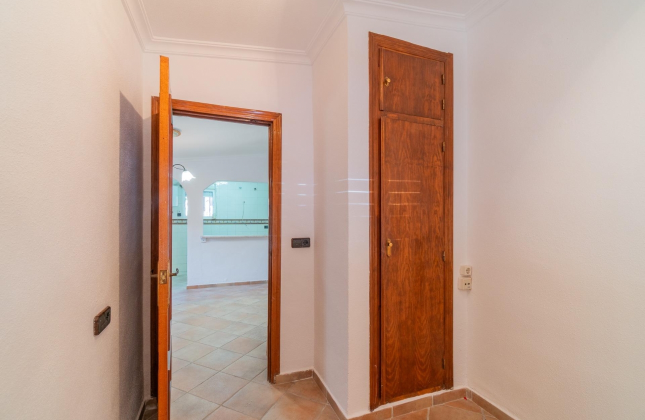 Rynek wtórny - Villa - Torrevieja - Orihuela costa