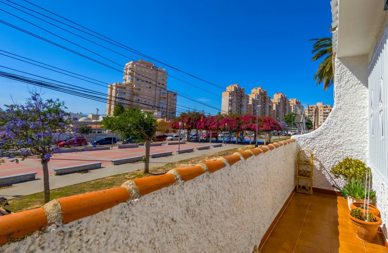 Rynek wtórny - Szeregowiec - Torrevieja - Nueva Torrevieja
