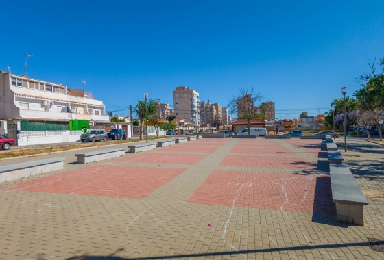 Rynek wtórny - Szeregowiec - Torrevieja - Nueva Torrevieja