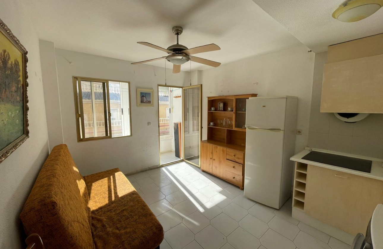Rynek wtórny - Studio/Kawalerka - Torrevieja - Centro
