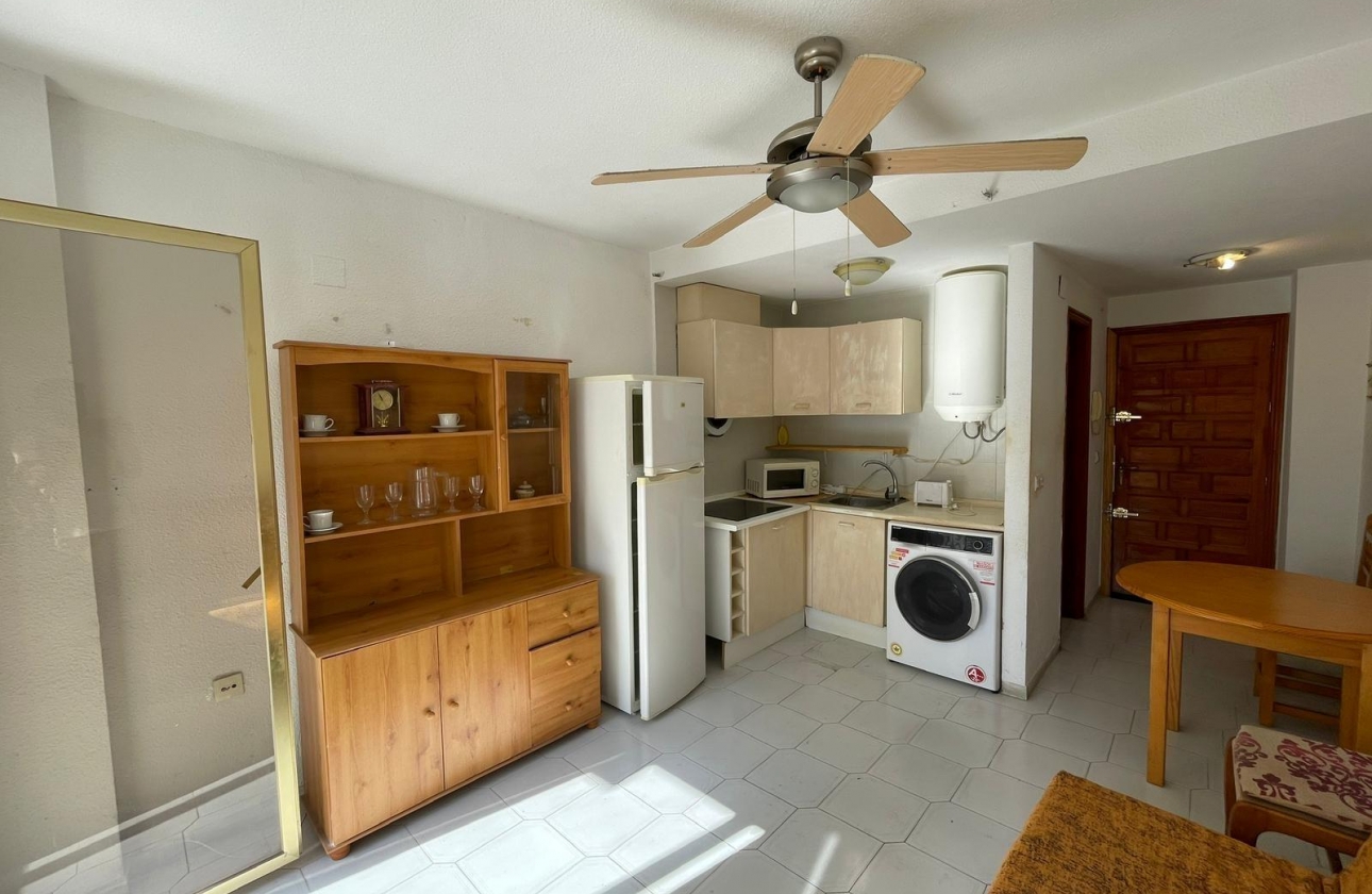 Rynek wtórny - Studio/Kawalerka - Torrevieja - Centro