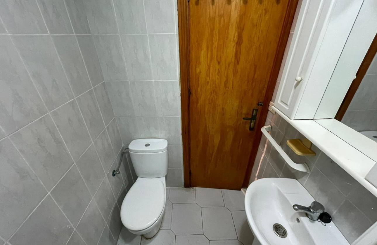 Rynek wtórny - Studio/Kawalerka - Torrevieja - Centro