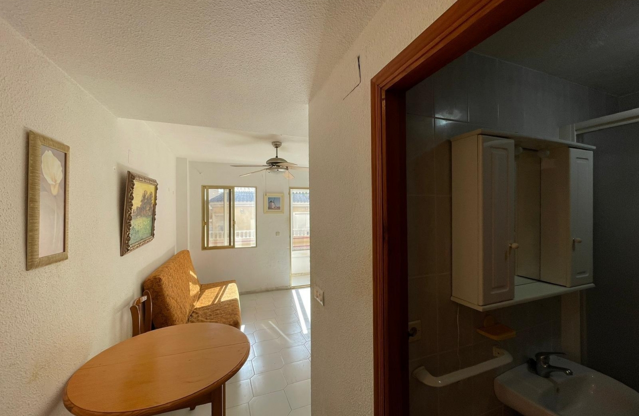 Rynek wtórny - Studio/Kawalerka - Torrevieja - Centro