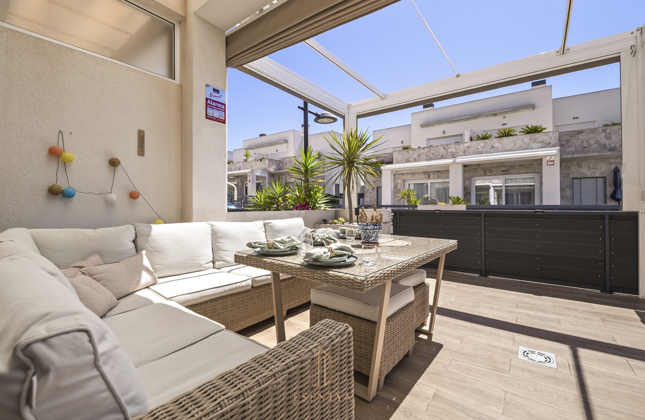 Rynek wtórny - Szeregowiec - Torrevieja - Aguas Nuevas