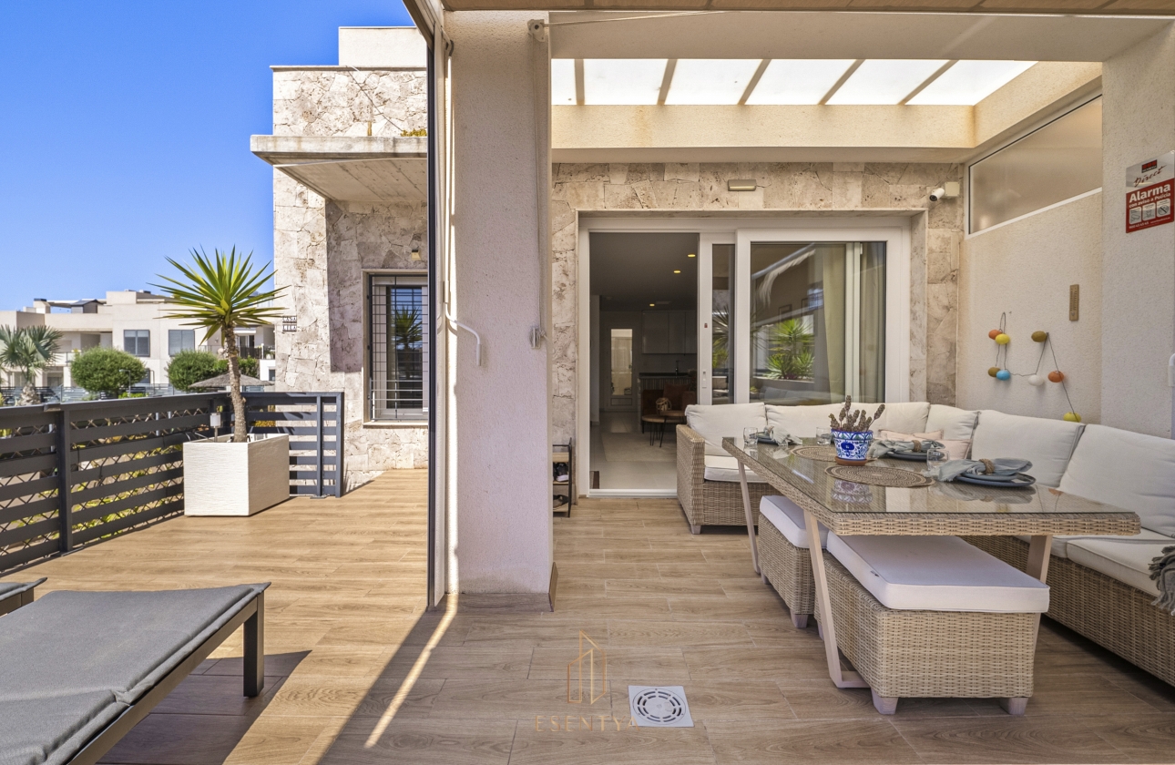 Rynek wtórny - Szeregowiec - Torrevieja - Aguas Nuevas