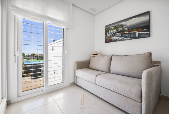 Rynek wtórny - Szeregowiec - Torrevieja - Aguas Nuevas