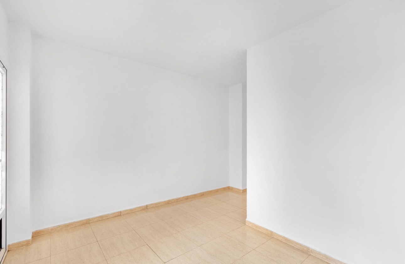 Rynek wtórny - Apartament - Torrevieja - Puerto Deportivo