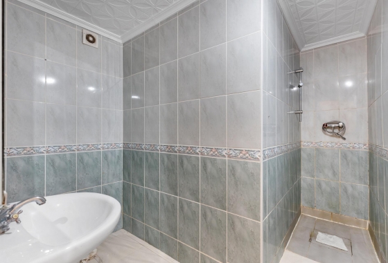 Rynek wtórny - Apartament - Torrevieja - Puerto Deportivo