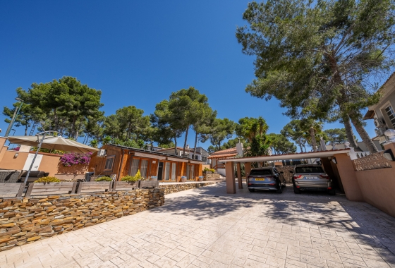 Resale - Villa - Pinar de Campoverde