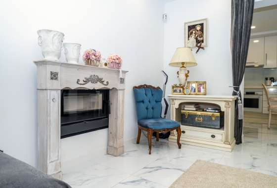 Resale - Villa - Pinar de Campoverde