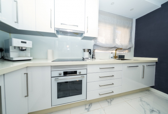 Resale - Villa - Pinar de Campoverde
