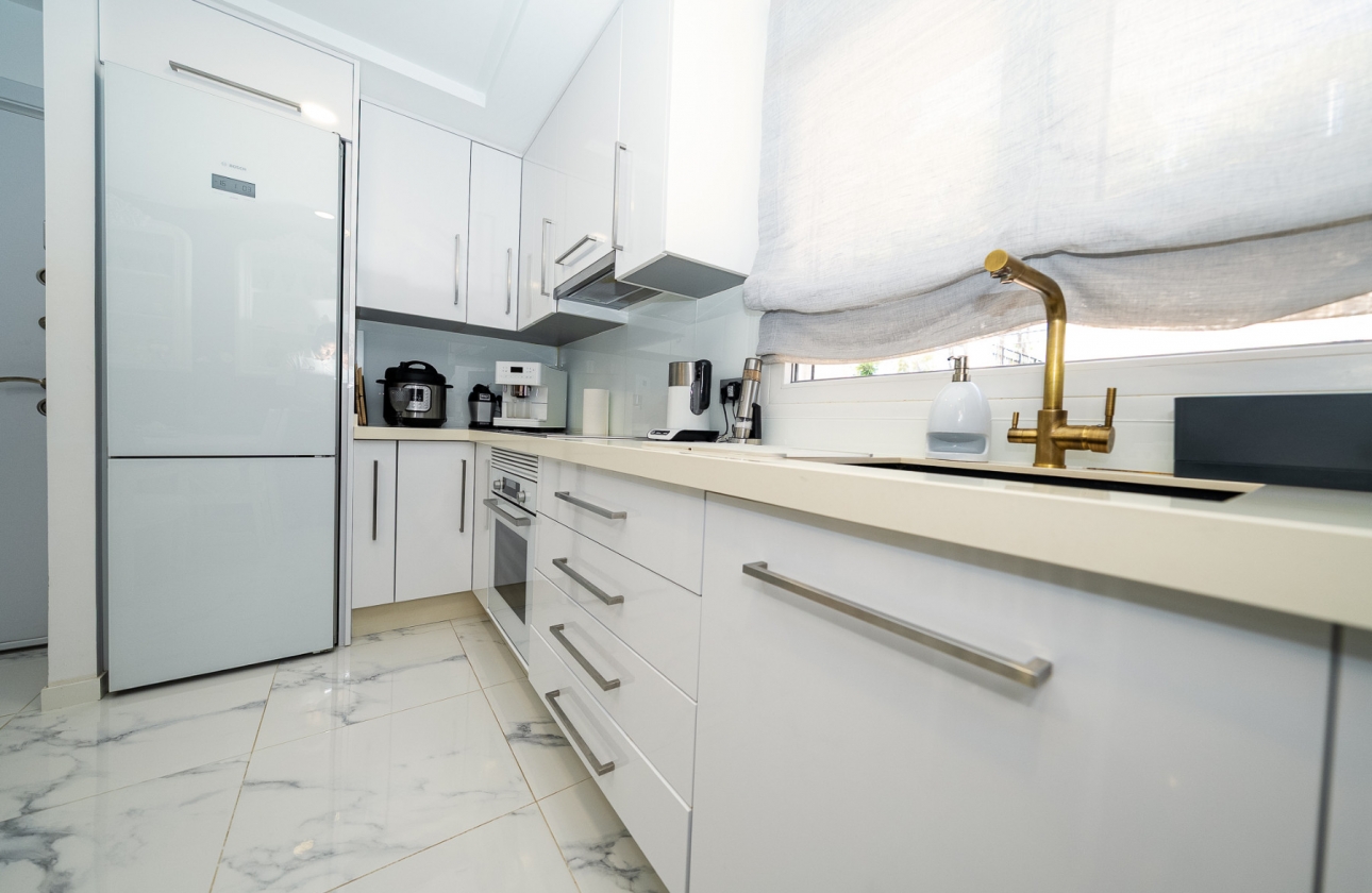 Resale - Villa - Pinar de Campoverde