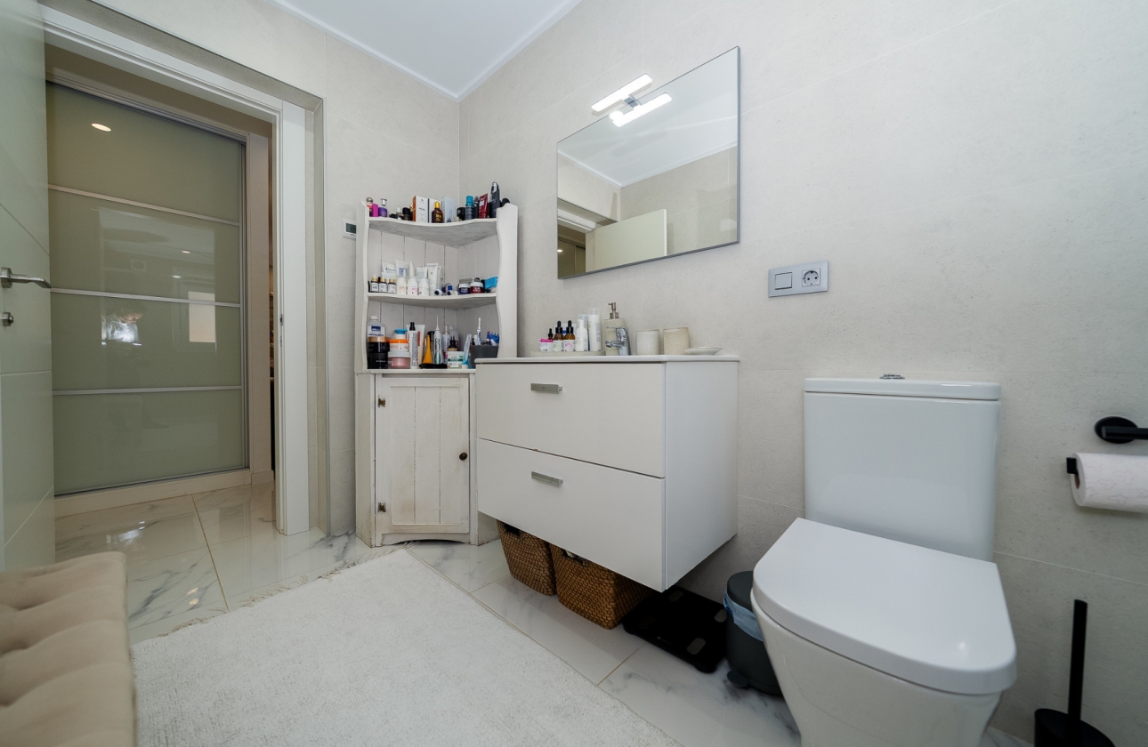 Resale - Villa - Pinar de Campoverde