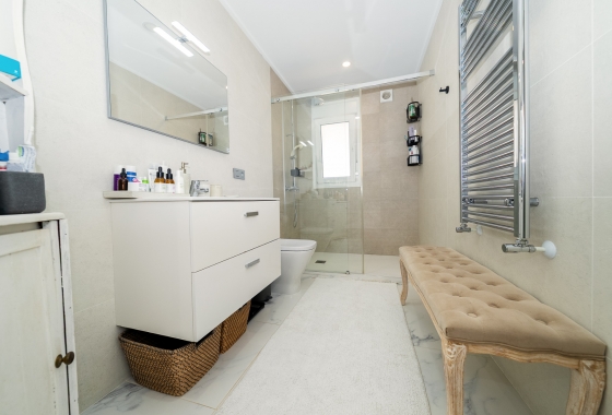 Resale - Villa - Pinar de Campoverde