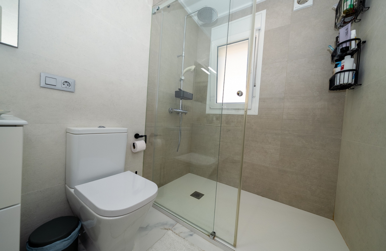 Resale - Villa - Pinar de Campoverde