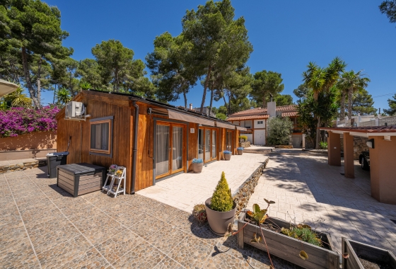 Resale - Villa - Pinar de Campoverde