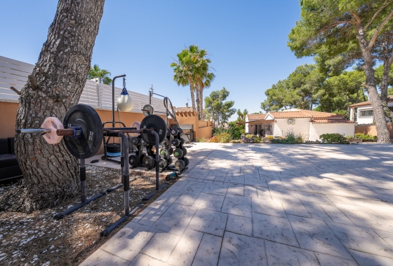 Resale - Villa - Pinar de Campoverde