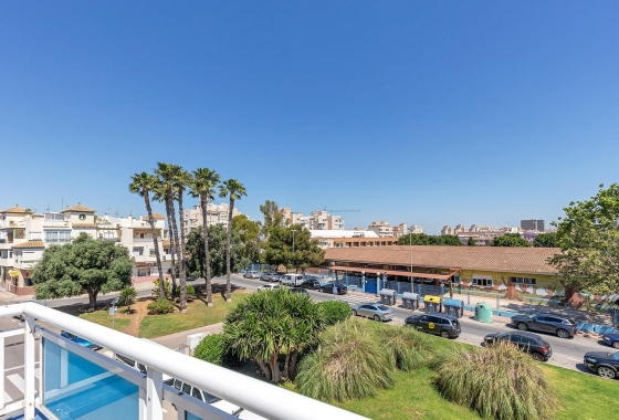 Reventa - Ático - Torrevieja - Estacion de autobuses