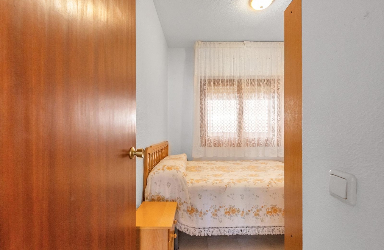 Reventa - Apartment - Torrevieja - Estacion de autobuses