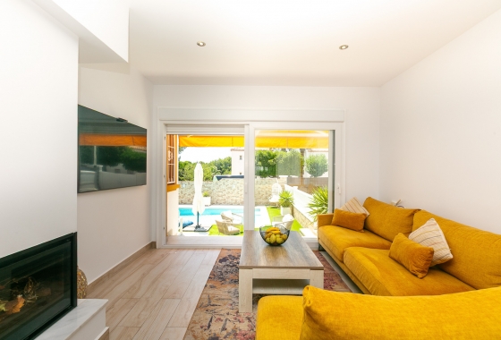 Resale - Semi-detached - Orihuela Costa - Los Dolses