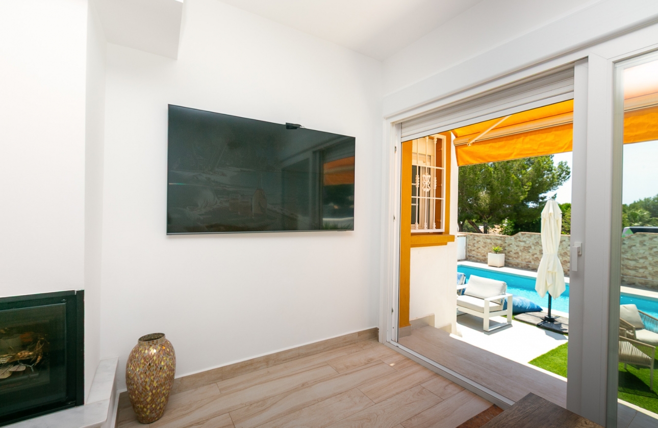 Resale - Semi-detached - Orihuela Costa - Los Dolses