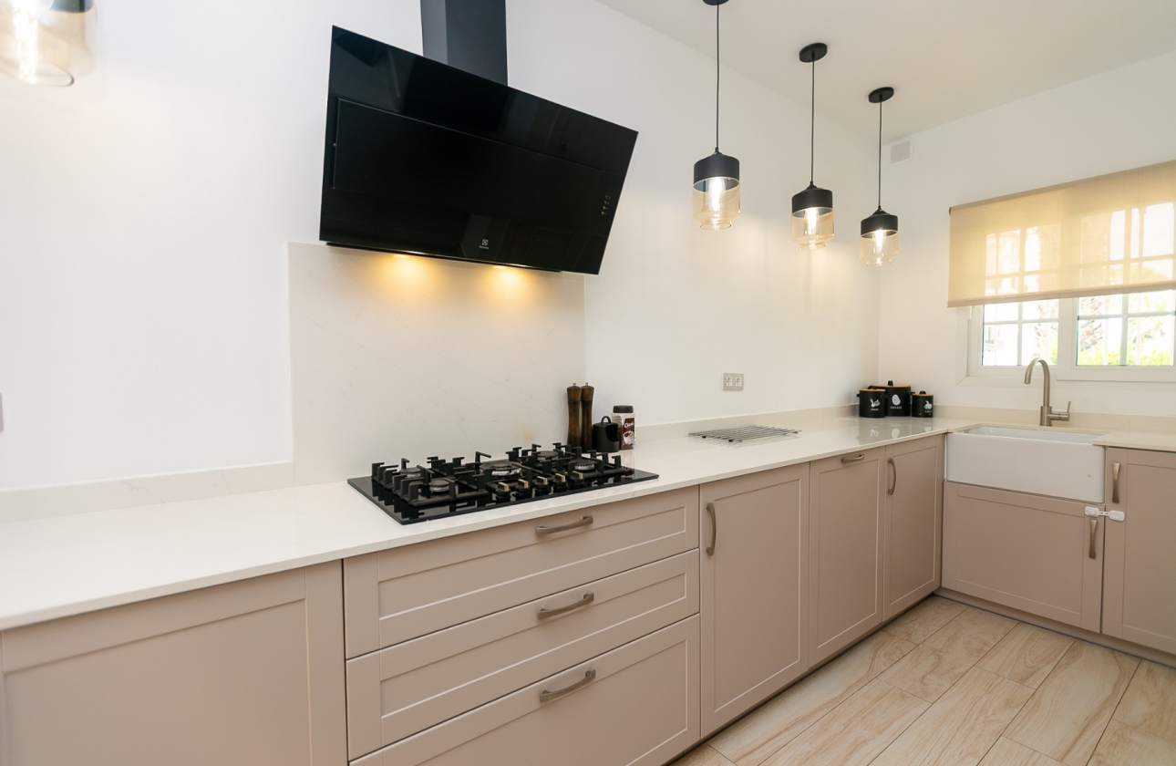 Resale - Semi-detached - Orihuela Costa - Los Dolses