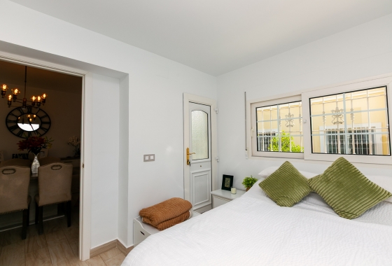 Resale - Semi-detached - Orihuela Costa - Los Dolses