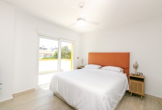 Resale - Semi-detached - Orihuela Costa - Los Dolses