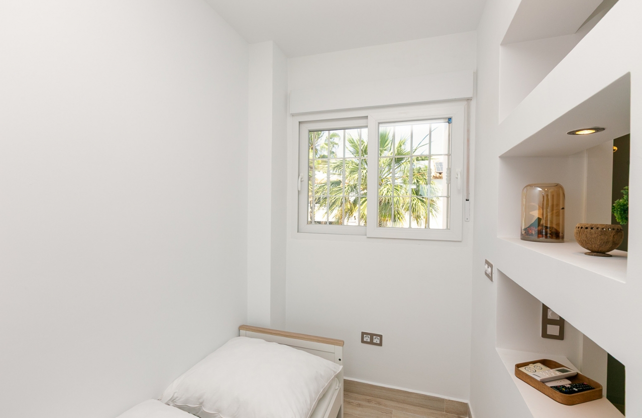 Resale - Semi-detached - Orihuela Costa - Los Dolses