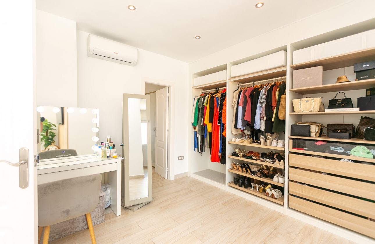 Resale - Semi-detached - Orihuela Costa - Los Dolses