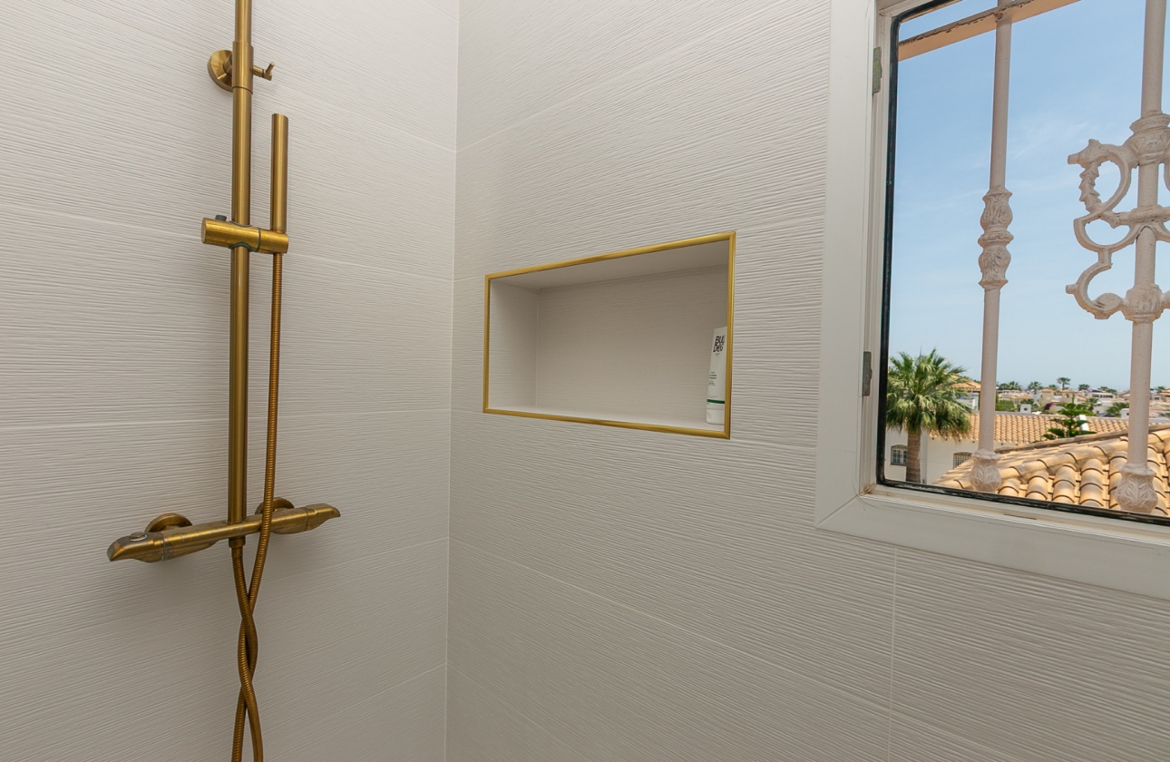 Resale - Semi-detached - Orihuela Costa - Los Dolses