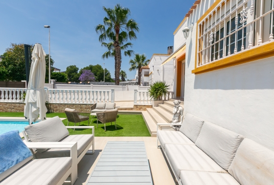 Resale - Semi-detached - Orihuela Costa - Los Dolses
