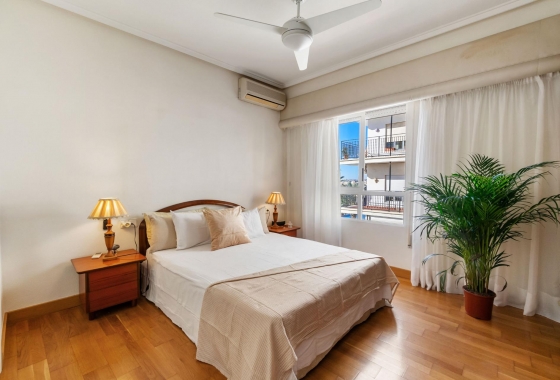 Reventa - Apartment - Torrevieja - Centro - Muelle Pesquero