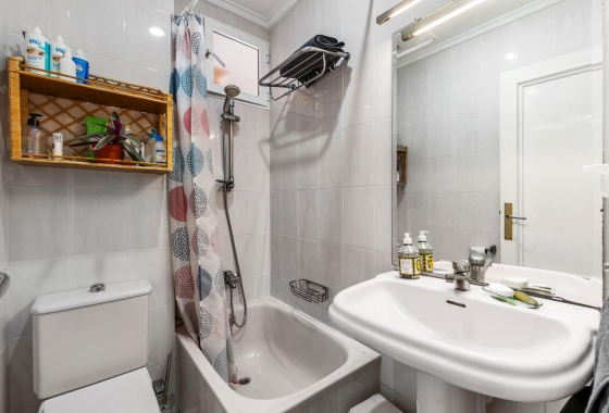 Reventa - Apartment - Torrevieja - Centro - Muelle Pesquero