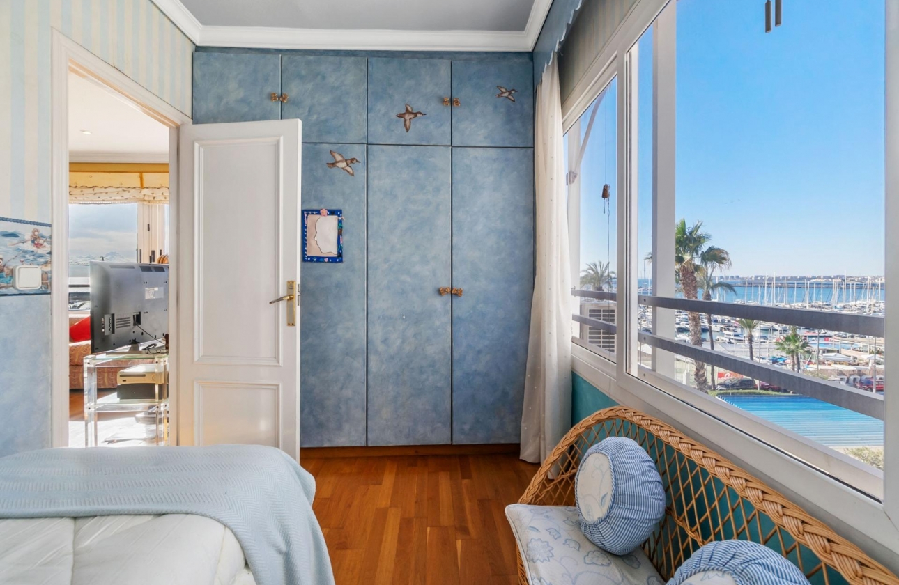 Reventa - Apartment - Torrevieja - Centro - Muelle Pesquero