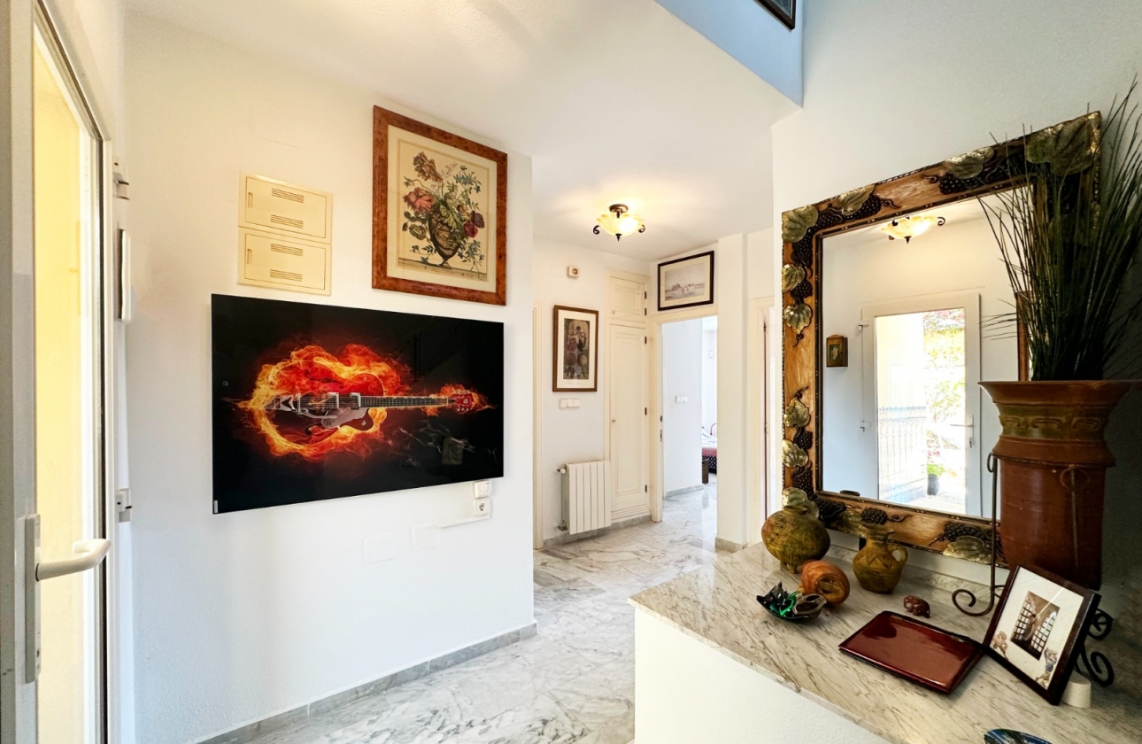 Resale - Villa - Orihuela Costa - Las Ramblas