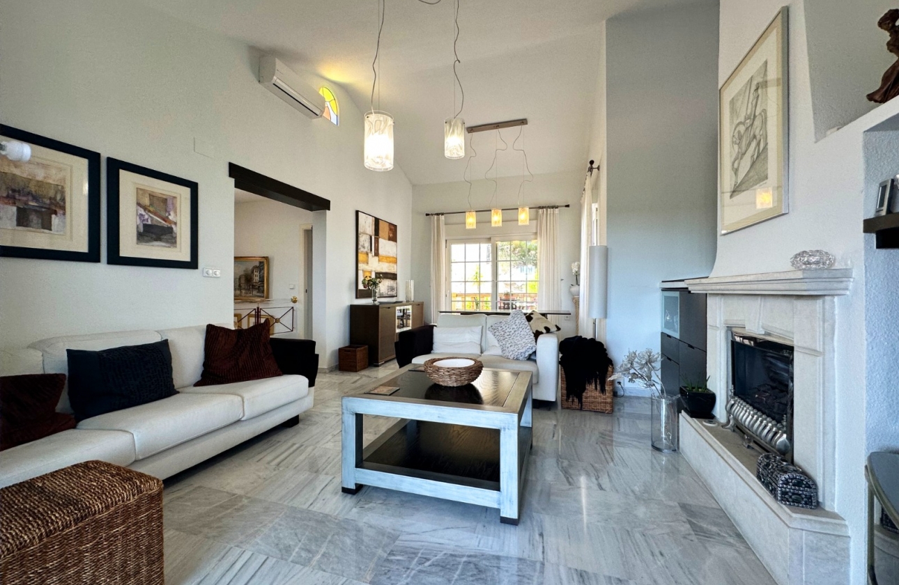 Resale - Villa - Orihuela Costa - Las Ramblas