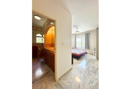Resale - Villa - Orihuela Costa - Las Ramblas