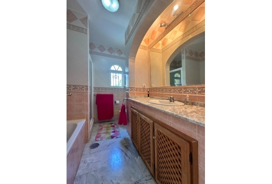 Resale - Villa - Orihuela Costa - Las Ramblas