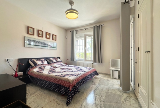 Resale - Villa - Orihuela Costa - Las Ramblas