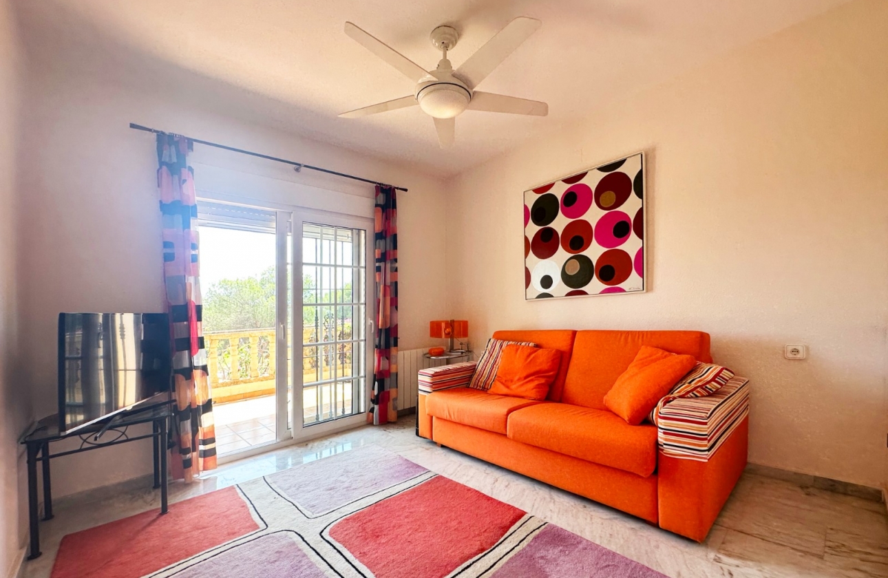 Resale - Villa - Orihuela Costa - Las Ramblas