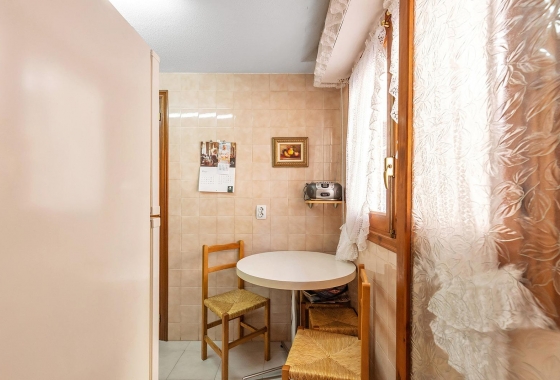 Rynek wtórny - Apartament - Torrevieja - Estacion de autobuses