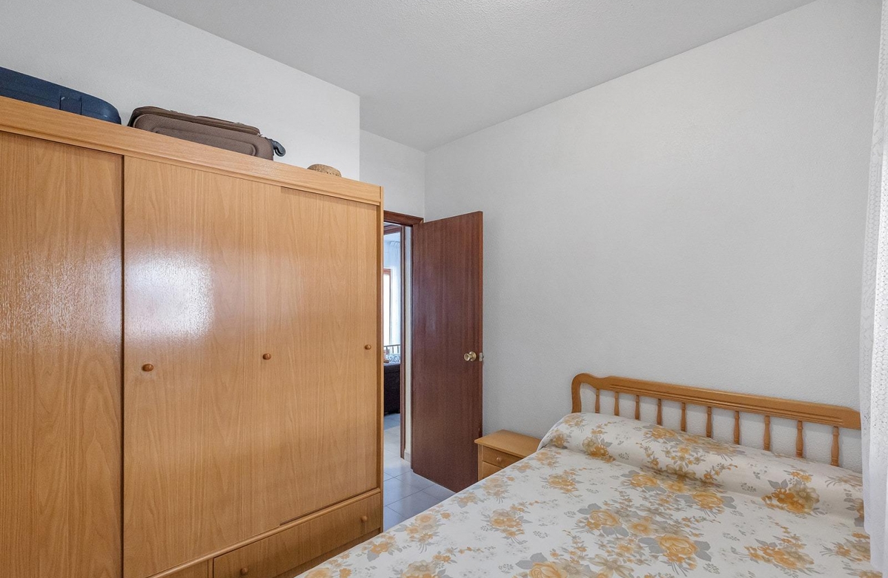 Rynek wtórny - Apartament - Torrevieja - Estacion de autobuses