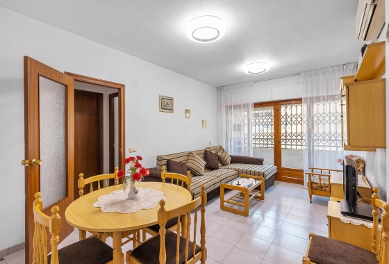 Rynek wtórny - Apartament - Torrevieja - Estacion de autobuses