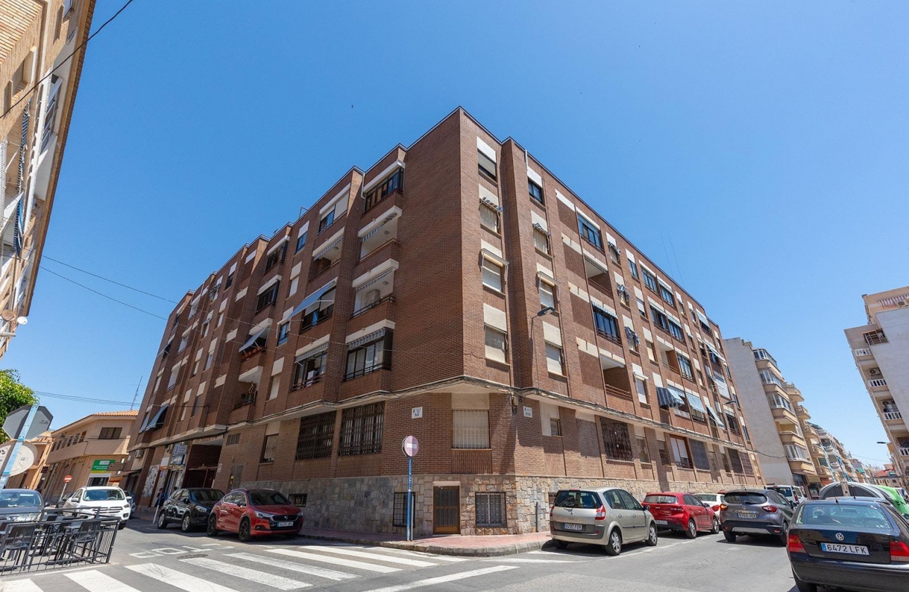 Rynek wtórny - Apartament - Torrevieja - Estacion de autobuses