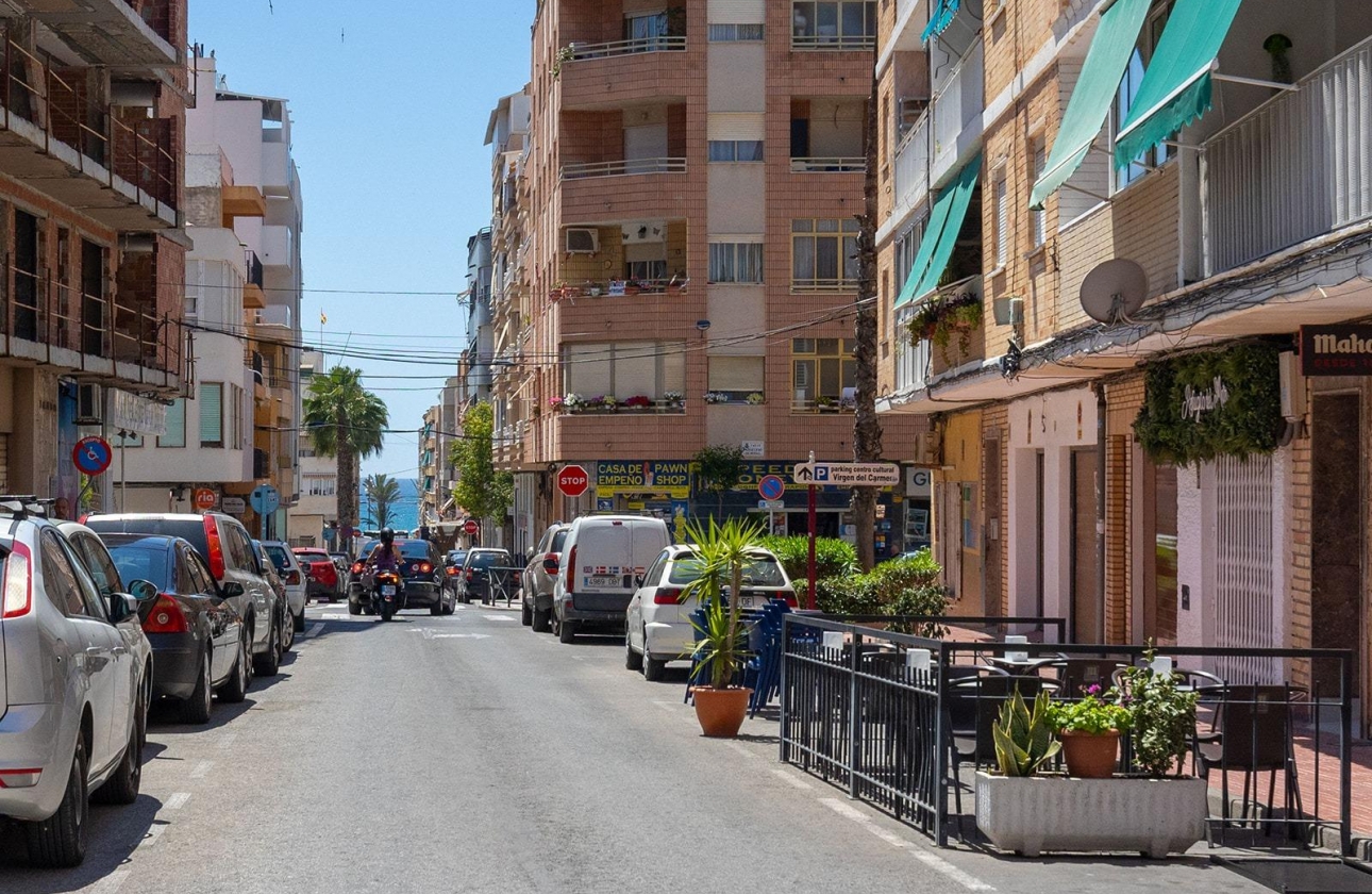 Rynek wtórny - Apartament - Torrevieja - Estacion de autobuses