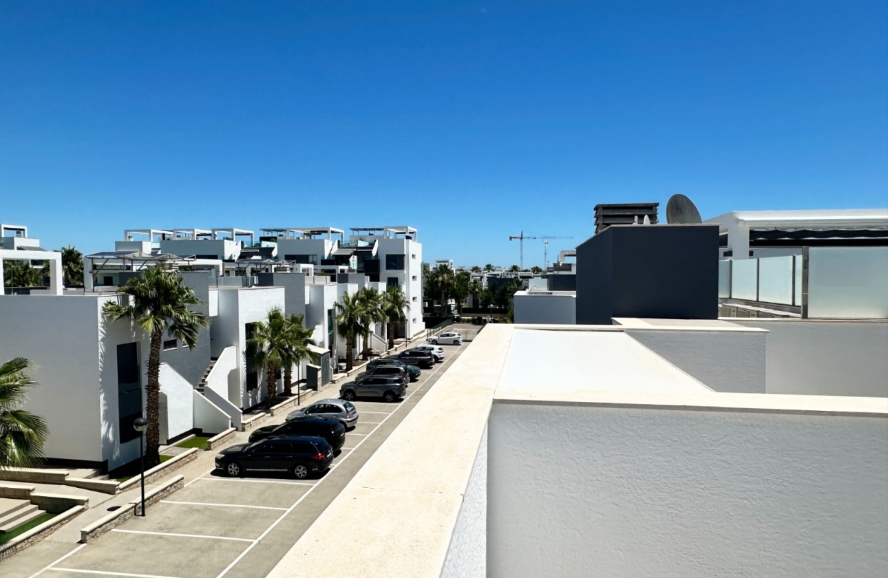 Resale - Apartment - Guardamar del Segura - El Raso