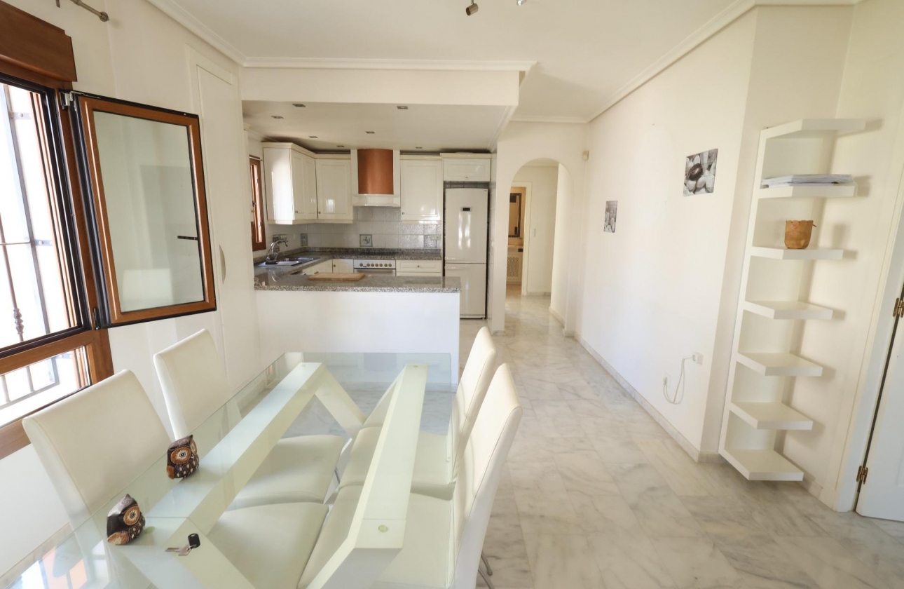 Resale - Apartment - Orihuela Costa - Pau 8