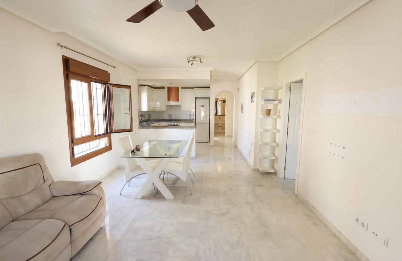 Resale - Apartment - Orihuela Costa - Pau 8