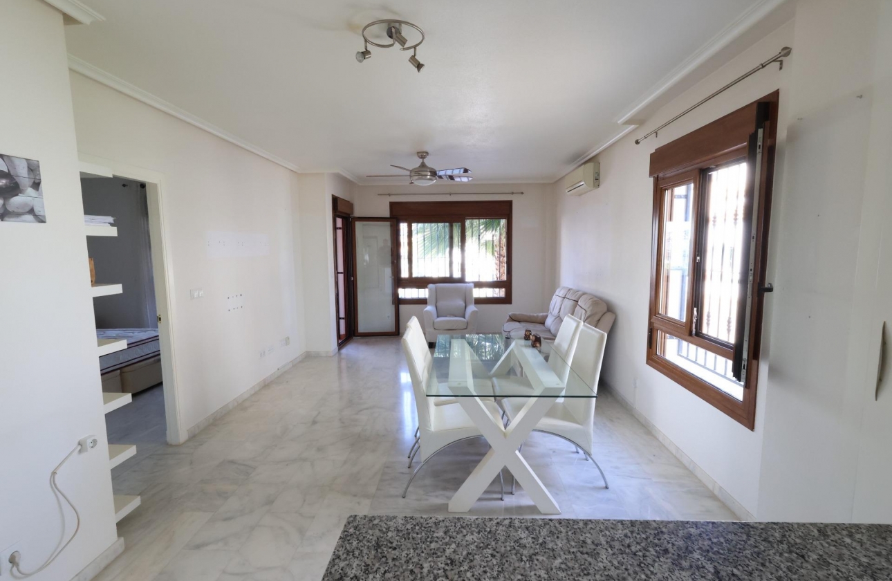 Resale - Apartment - Orihuela Costa - Pau 8